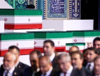 ادای احترام سران کشورها به پیکر مطهر آقای شهید ایران